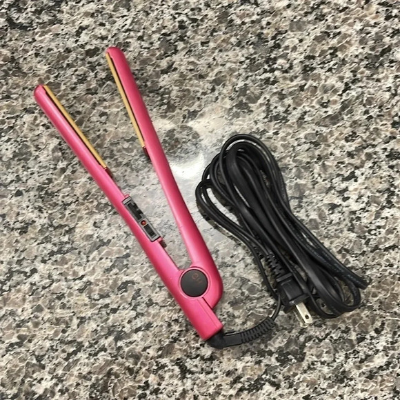 Chi - Picture 6 of 11